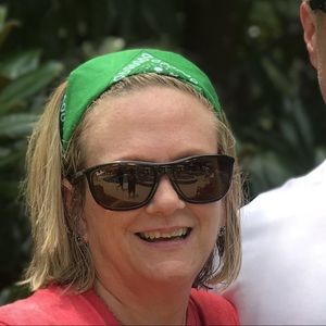 Meet your Posher, Elizabeth